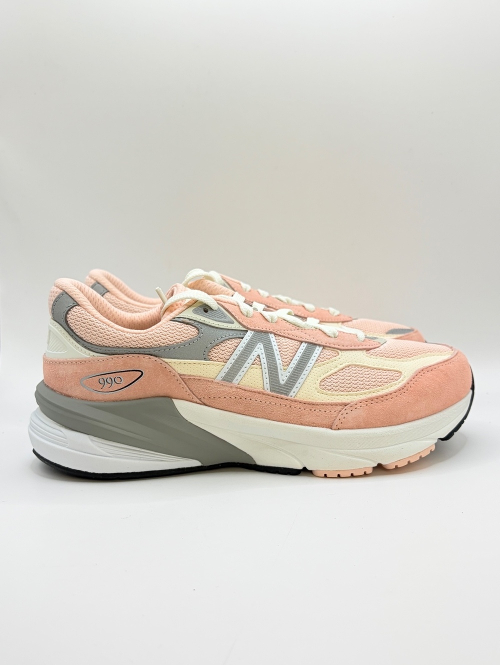 New Balance 990v2 Pink and Gray Running Shoes 7Y/8.5W - Picture 1 of 7